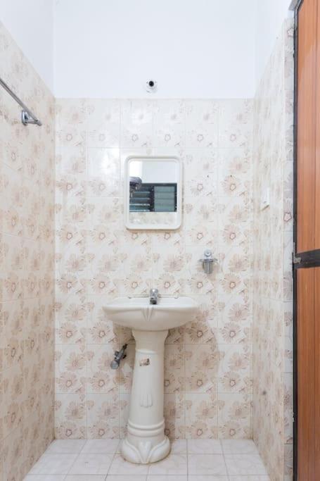 Villa Barbosa, 2 Bhk Villa & Luxury Rooms Near Colva, Sernabatim, Benaulim Beach エクステリア 写真